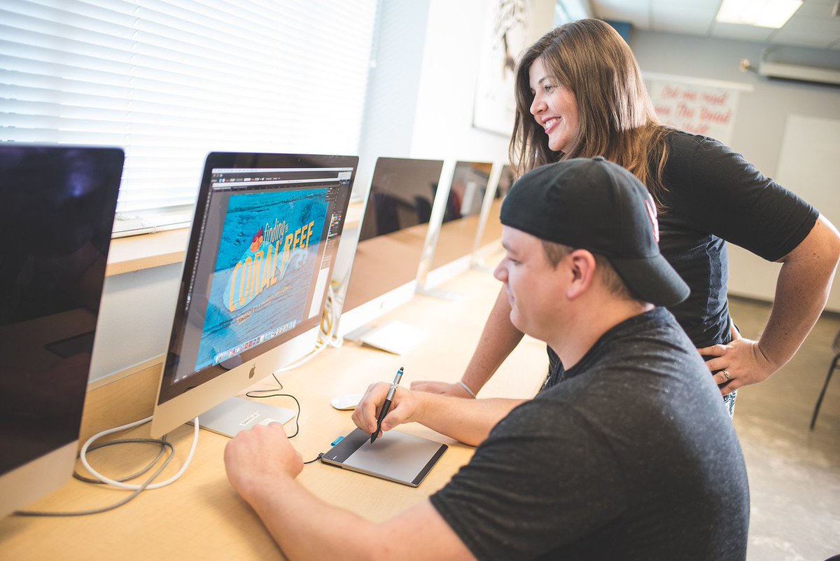 IslandCampus's tweet photo. The Graphic Design program at #TAMUCC is ranked No. 8 on Animation Career Review's 2019 list for the Top 10 #GraphicDesign School Programs in Texas! Learn more about our program: https://t.co/hrTV2HwlgR https://t.co/JXRMnmyUaL