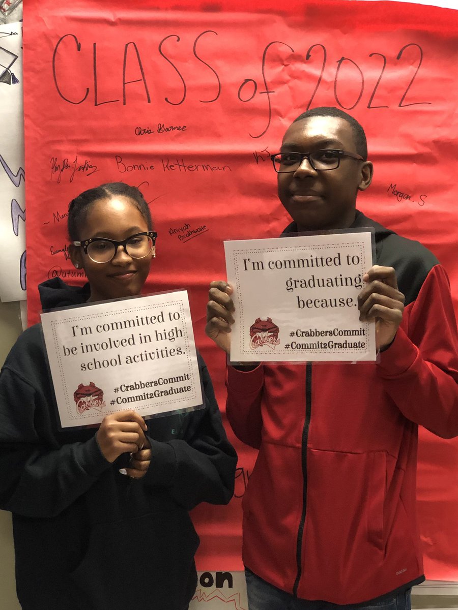 TeachThatTech15's tweet photo. The Commitment to Graduate Ceremony 2019 is TOMORROW & the Ambassadors are ready! #classof2022 #crabberscommit #commit2graduate #ambassadors #bestkidsever @AcademyFred @crabber_ap https://t.co/vNVmL1qI1T