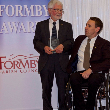 gayle_gross's tweet photo. Congratulations @Dunne2Kev for winning a Pride of FORMBY Award for all of your Fundraising and Awareness for @AnthonyNolan #STEMCELLSCOUSERS #waytoSOAR #fundraising #nonprofits https://t.co/6iUR7ffplu