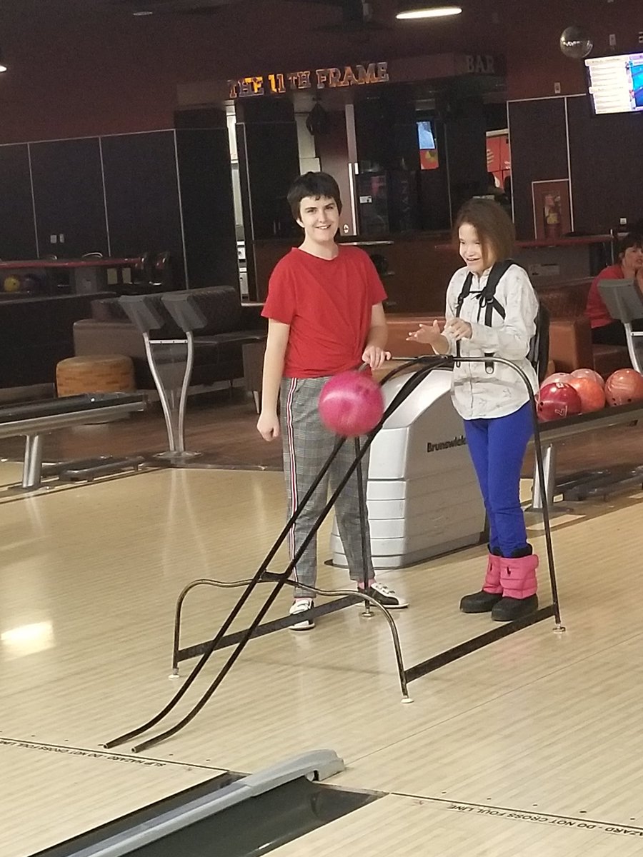 MCHSPlace's tweet photo. Bowling day @ EDs...so much fun!!
#nobumpers #welovetobowl #MemorialComp https://t.co/4DAIN8lXZr