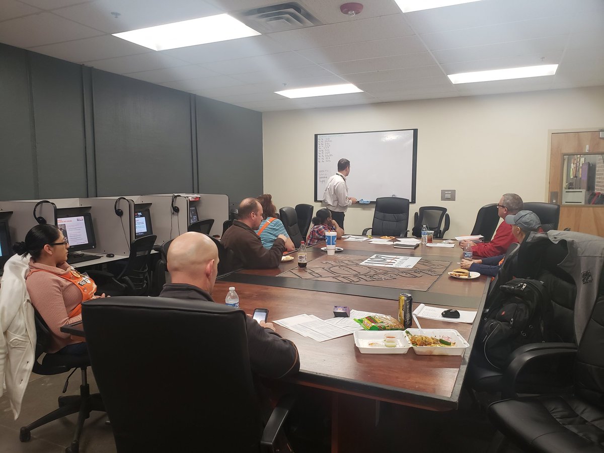 Little bit of credit talk this afternoon at specialty Tuesday! Thank you @Patrick_Stover2! <a href="/SMaurice2/">Sally Maurice</a> <a href="/Melinda11521488/">Melinda Carter</a> <a href="/RobTomlin2/">Rob Tomlin</a> @DCM0527