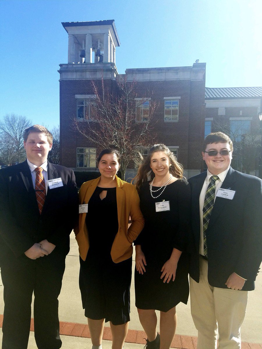Shout out to <a href="/calie_rougemont/">calieee☀</a> &amp; @tyler_guthrie_2, representing the juniors class at the 2019 SCOPE (Student Congress Of Policy in Education) Conference today! #SCOPE19