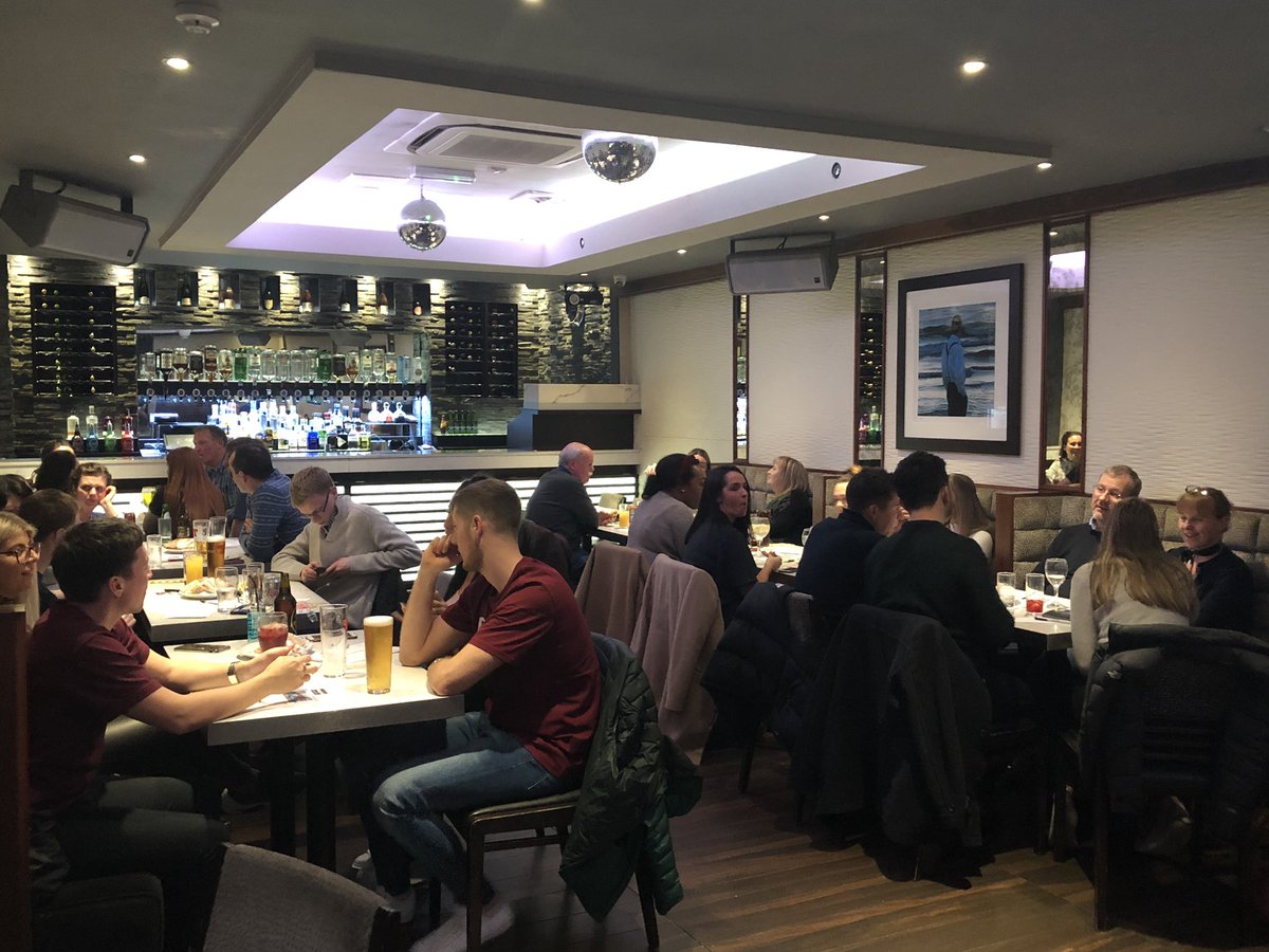 BlackaddersDG's tweet photo. We are underway at @theforthotel for our pub quiz. It’s time to put that 15 minutes of last minute cramming into action! 🤓🤓🤯🤯 #DragonsGlen https://t.co/q5uZUd1VYb