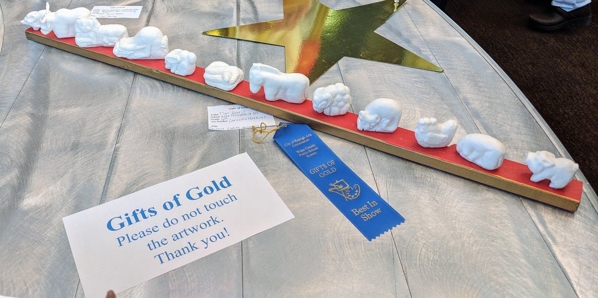 ArtwithHarkins's tweet image. So proud of our #patriArtist Al Gallagher, Tim Baril and Emma Caley! Bringing home three awards from our county wide student art show including best in show for 3D! 🎨 @AFHSannounce @AFHSVisualArts @JenCave_73 @NAHS4AFHS