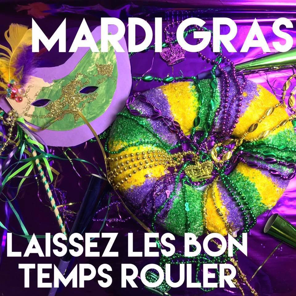 reallyintoblog's tweet photo. Fat Tuesday y'all! 
👑
We made several King Cakes on the blog, so we’ve got you covered for your #mardigras2019 festivities!
We've got a showstopper &amp; a ten minute Cake for your Mardi Gras party! #kingcake #reallyintothis
💚
https://t.co/aXtynyO3gT https://t.co/1K6DaxfD17