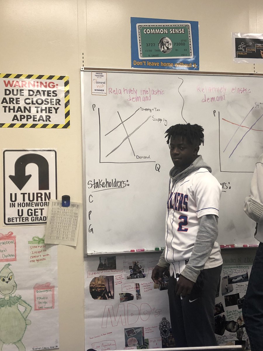 astiglbauer's tweet photo. There is no greater joy as a teacher than for a student to choose to major in your subject! AJ, my teacher heart grew two sizes today! I am so proud of you! #iloveecon #northeastrising #cavsonamisson #ibecon #180daysofjoy #nicegraphs https://t.co/L2XnpFkNeU