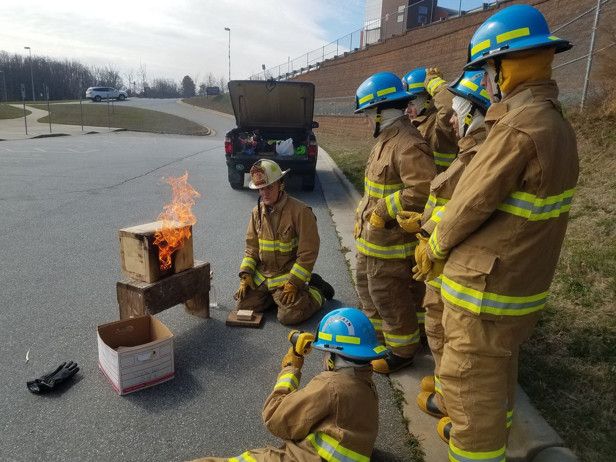WHSFAChief's tweet photo. Appreciate #KernersvilleFire attending training with our @WalkertownHigh cadets as we learned about fire behavior.  @kernersvillegov @wsfcs https://t.co/rP3NDYP3To