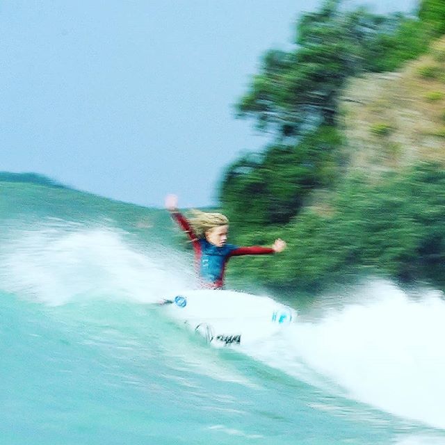 IndicaKnoxCorco's tweet image. A throwback to a couple of weeks ago. 📷 @sguixs 
@seventhwavenz @curvesurf @stickyjohnsonwax @dhdsurf @smoothstar__newzealand @smoothstar @little.urchin @vitalityorganics @69slamofficial @kaiserbaas .
.
.
.
#gromsocial #gromnationsiargao #grom_it #gromitsurf #gromsquad