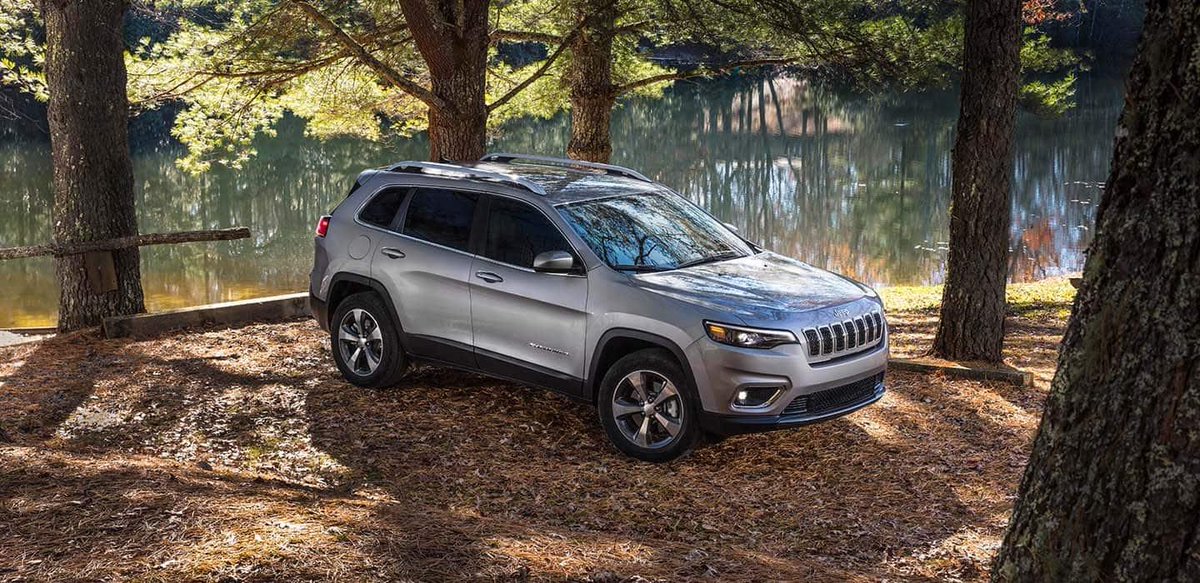 JT_Chrysler's tweet image. If you’re looking for a vehicle that can get you through the city streets or through forest paths, the #Cherokee is the one for you. Take one out for a test drive at JT’s #Chrysler #Dodge #Jeep #RAM today. See here for the inventory: goo.gl/9zUJH4 #TestDriveTuesday