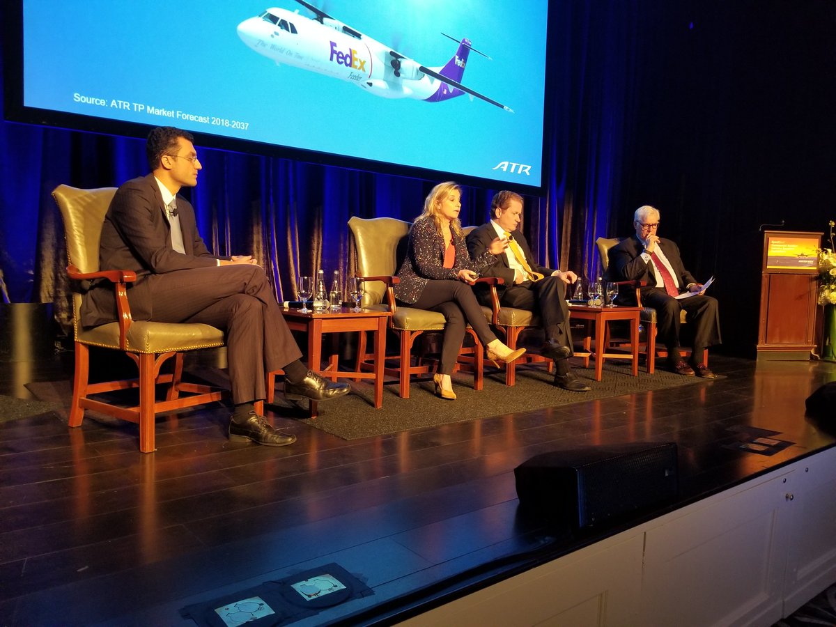 SpeedNewsConf's tweet photo. Market and Technology Drivers from the OEM Perspective - Discussion Panel with ATR, Bombardier Aerospace, Embraer, moderated by Jerrold Lundquist, The Lundquist Group #SNASC https://t.co/SF87AtV1Wl