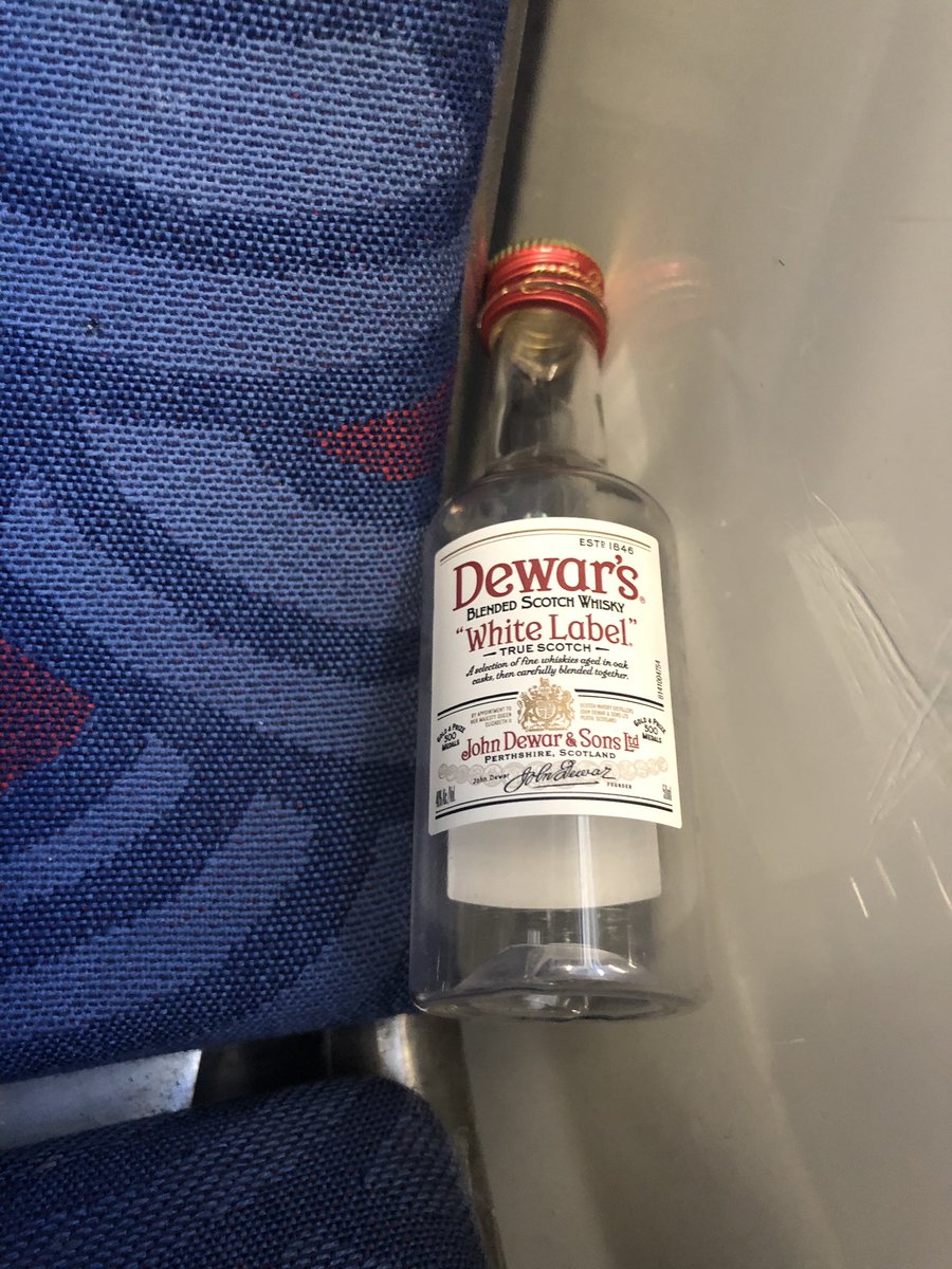 metrotransients's tweet image. Just another day riding home on the Green Line. @MetroTransitMN #metrotransitmn #Minneapolis #stpaul