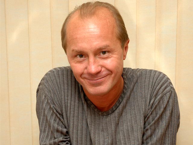 master1152011's tweet photo. 6 марта2013 не стало Андрея Панина,скромного парня из Кемерово,штучного настоящего актёра с уникальным обволакивающим говорком,трагично погибшего от рук неизвестного убийцы.
Жаль терять актёра такого масштаба.Он мог вытянуть любой фильм!
И так рано ушел...до слез.
Светлая память. https://t.co/JU8ss6EfyN