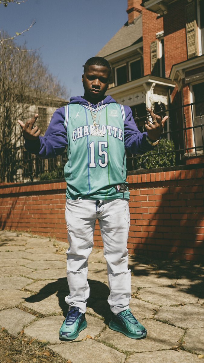 RealDrewSavage's tweet photo. Fake Daps 👊🏾&amp; The Fake Hugs🙅🏾‍♂️ Most Of These N*ggas Be Sum Haters🤨, Salt🧂 Don’t Kill Playas😎 B*tches Still Needing Favors. I Done Ran That Shit Way Up☝🏾 I can Hear Em Screaming😫 Wait Up, Dripping💧 On Em I Got Flavor🍝 Lil Nigga Get Ya Weight Up🏋🏾‍♂️🤫‼️ #HBD2Me 🎉  #DaBagWay 🎒 https://t.co/b1sqJEJD2l