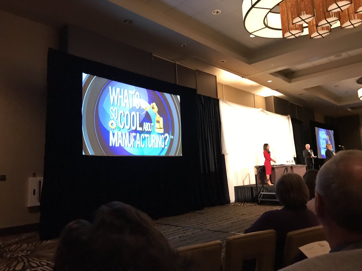 JMcGawbiz's tweet photo. What’s so Cool About Manufacturing winners: 
Outstanding Overall Program: Reading Southern Middle School (Packaging Corporation of America). https://t.co/ozx2WOqgys