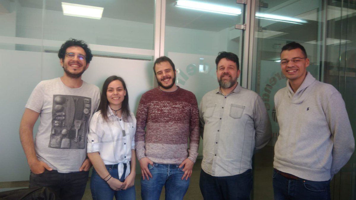 En su primer día de visita Said Laouaji del @Arcuscollege ha tenido un encuentro con algunos de los alumnos de <a href="/ClaraEmprende/">ClaraEmprende-IESClaraDelRey</a> y ha visitado las instalaciones del @iesClaraDelRey <a href="/sepiegob/">SEPIE</a> #IFPMadrid #IFPSMadrid <a href="/ErasmusFP/">Mi Erasmus en FP</a>