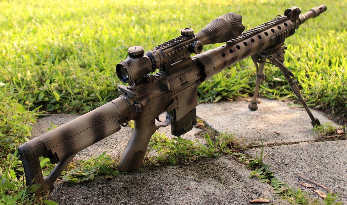 TheManedOper8tr's tweet photo. Shout out to my brother and Leviathan Tactical for building me this absolute stunner of a Mk12 Mod 0. This thing is ringing heads at 300ft, I couldn't be happier. Full parts list to come.
#airsoft #milsim #tactical #Camouflage #Training #Shooting #sniper https://t.co/MpmgBMwBXm
