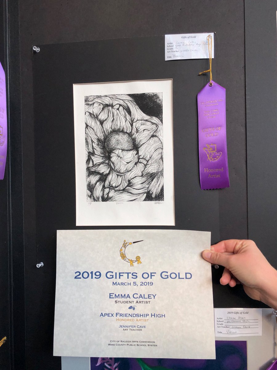 AFHSVisualArts's tweet image. #PatrARTISTS representing AFHS at Gifts of Gold. Tim Baril took High School Best in Show 3-D! Al Gallagher received a Merit Award for technical prowess. Emma Casey’s intaglio print receive an Honor Award. @AFHSannounce @ArtwithHarkins @JenCave_73