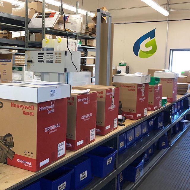 GCLDiesel's tweet photo. Our shipping dept is going #garrettturbo crazy today! #gclturbo #gcldiesel #dieselunderstood https://t.co/zsQJsoDnk8