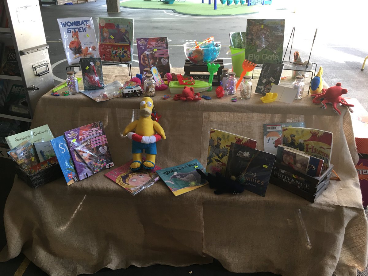 We have caught the reading wave this week at our Book Fair Beach! Everyone can surf when they dive into a book! #scholasticaustralia