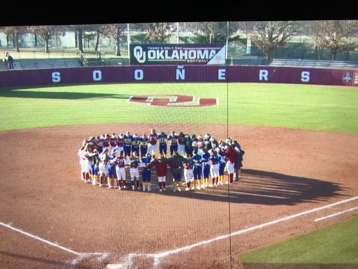 McNeeseSoftball's tweet image. What a nice scene following the Cowgirls game against #3 Oklahoma today.