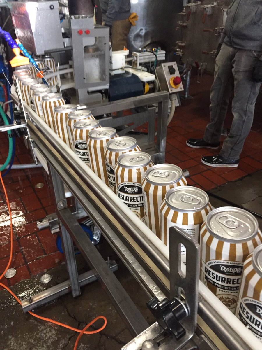 Deluxe Brewing tweet media