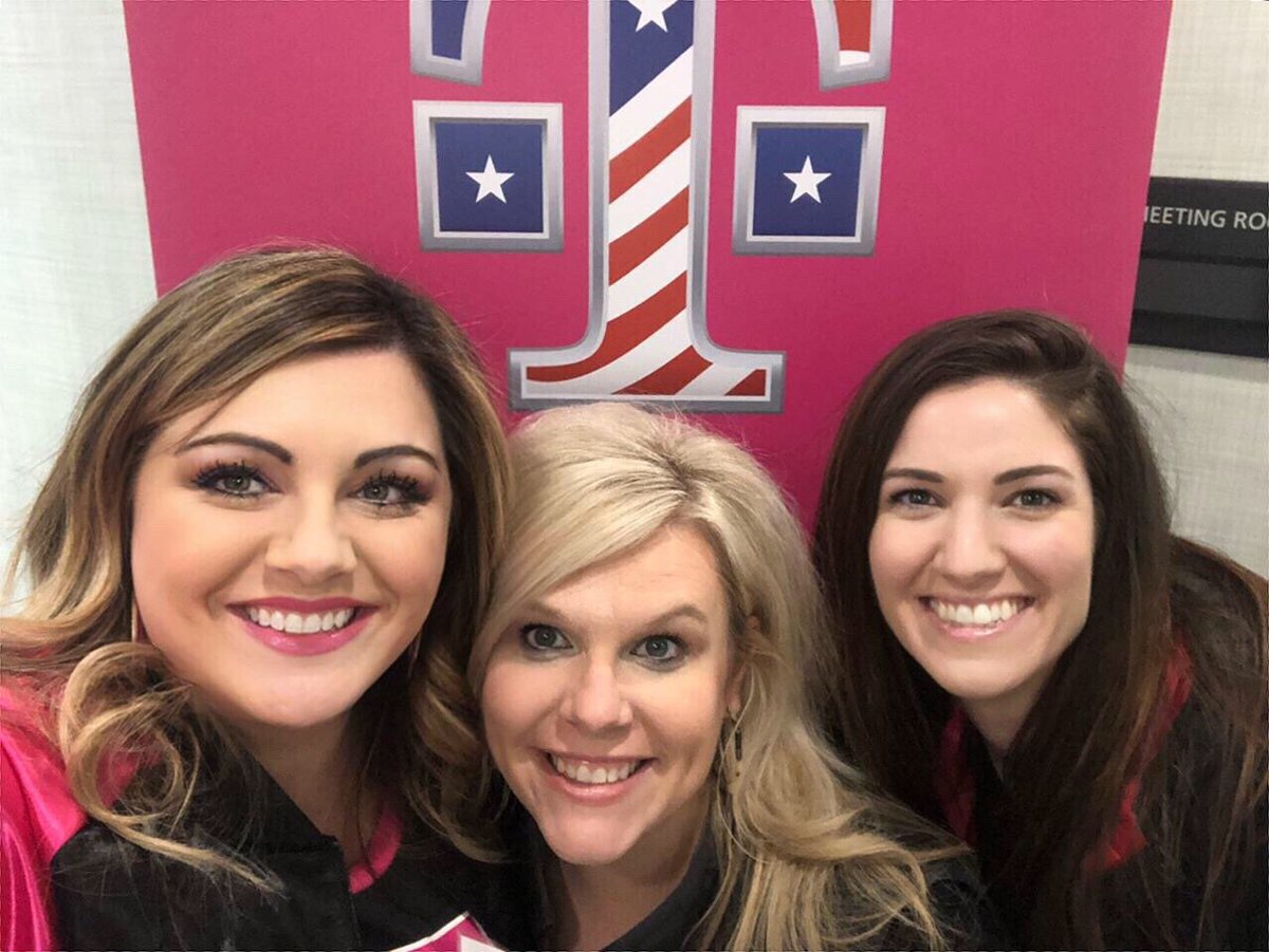 KristenBlear's tweet photo. #FourBlock! Excited to meet some veteran talent!  #inspirevets #TMobileCareers #FourBlock #ThatsGenius #BeYou #PurpleLife #areyouwithus @gtrant @MichaelSheid @HR_Texas @RhodaMilam @HollyLAndersen @TheMikeWilbanks @BruhjellAmber @MilesSchreiner @VSBking @JohnLegere @carrie0103 https://t.co/zkwhGJgOXI