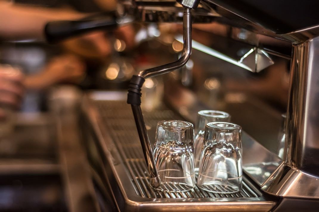 molinoscoffee's tweet photo. Espresso yoself 😎 #molinoscoffee https://t.co/NY6fh9I5xP