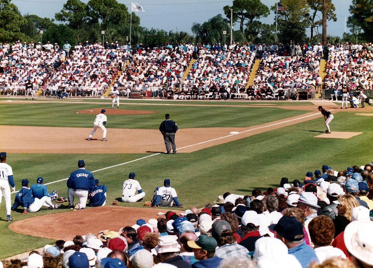 epcw_org's tweet photo. Presenting the #MLB Relative Optimism Index! 

Short-version: if you want optimistic fans, be a bad team in a small market.  If you want grumpy fans, win a lot. 

https://t.co/n6zq1LruwZ

#twitter #springtraining #baseball #fanbase #fans https://t.co/hYNGnKQcVG
