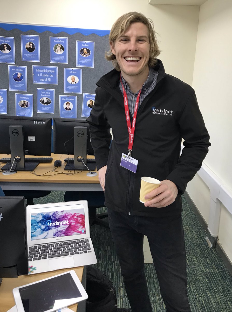 Invisinetwifi's tweet image. Great time @bedfordcollege today talking to students about #WiFi #tech #bootstrap #business #networksecurity. Some excellent questions and positive approaches to further education. Liked the wall of inspiration too.