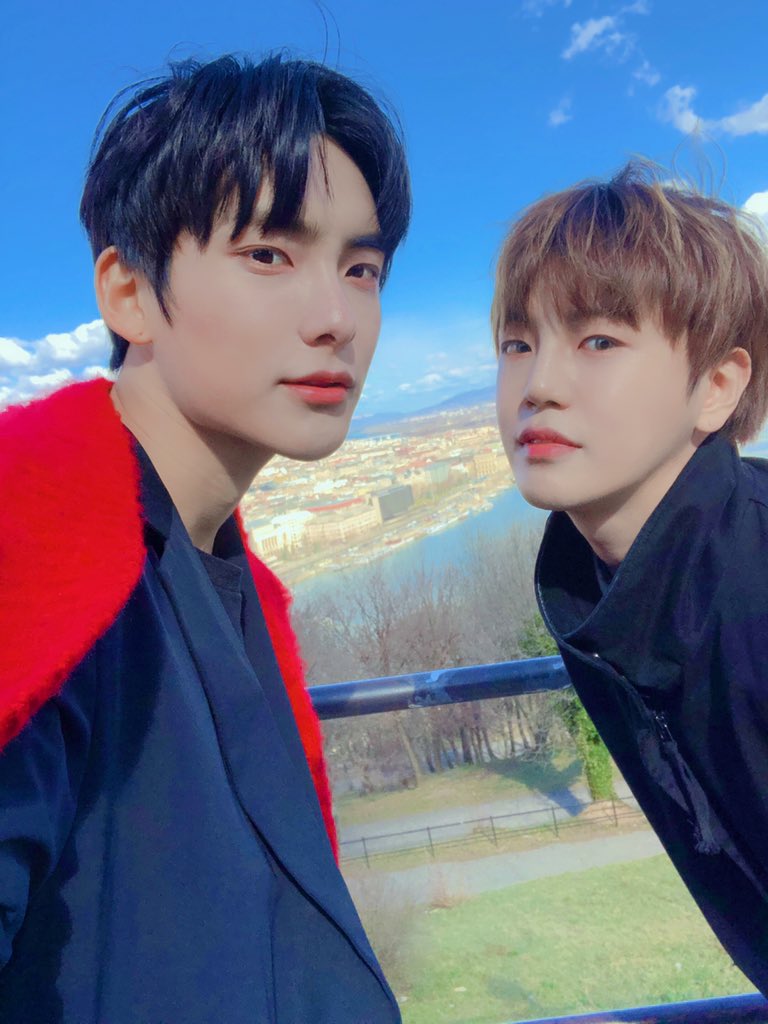 official_ACE7's tweet photo. [#에이스_준] Thank U Budapest🤚🏻❤️
#Hungary #Budapest https://t.co/g2PPLbKSkO