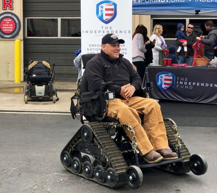 #Veteran Dameon Berry won't let anything slow him down. Using an all-terrain wheelchair, he has been running a successful 25-acre farm and K-9 dog training business in Tennessee. Read more about his incredible story at bit.ly/2ISaQIg
#Mobility #Freedom #Inspiration
