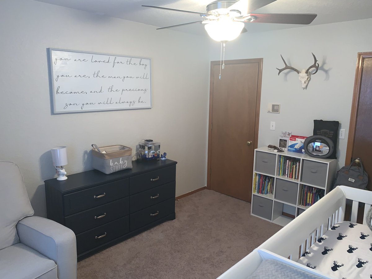 _jackiekiller's tweet photo. Just a little obsessed... #itscomplete 😍 #babyboy #nursery https://t.co/BxWKDy3UN4