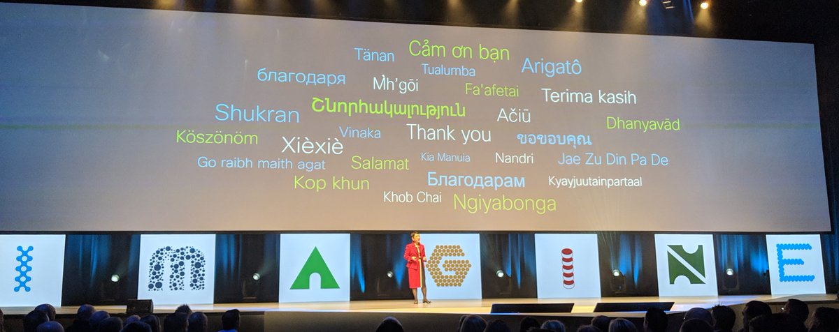 petergjones's tweet image. #CLMel #KeynoteWithChamps 
#SayingHello
 @Miyuki_Suzuki1 @CiscoChampion