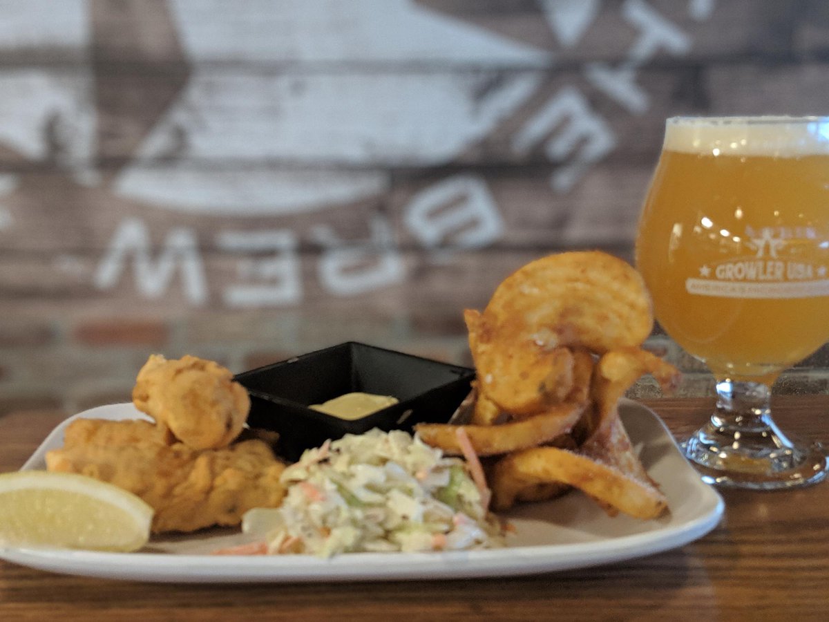 TheElmTaphouse's tweet photo. Don't forget us during your up and coming Fish Days...our Fish and Chips are $6 for Lunch! -
-
#FishFrys #AshWednesday #Fish'nChips #CraftKitchen #CraftBeer #370andElm #StCharles #TrueToTheBrew https://t.co/NS5xM3nYuB