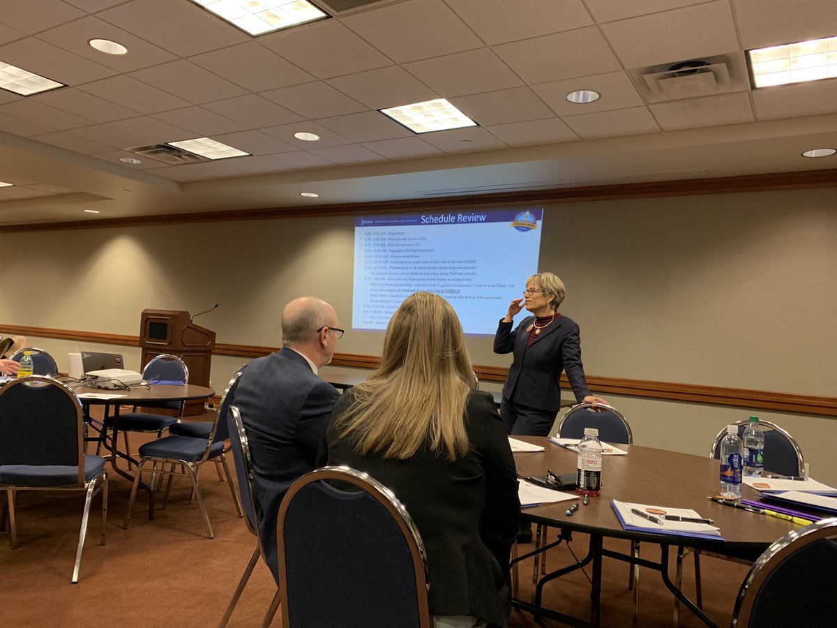 brendamcdonald's tweet photo. Doing our part to help TX legislators understand importance of Educational Technology resources and funding! #EdTechDay19 #TCEA #tecsig https://t.co/uhjVINx3ts