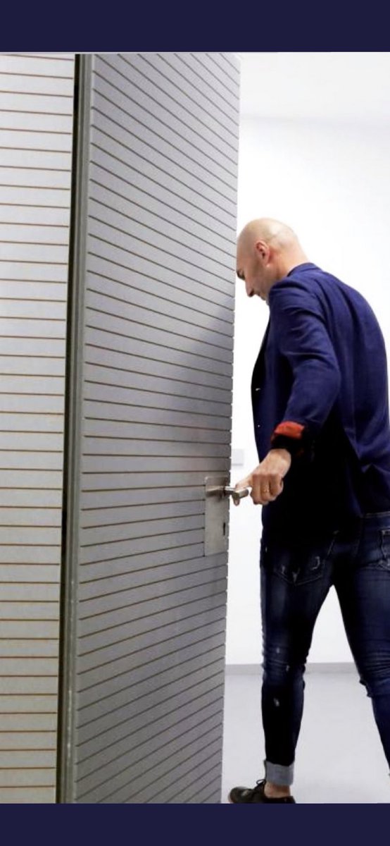 OumarBa47719201's tweet image. Il savait