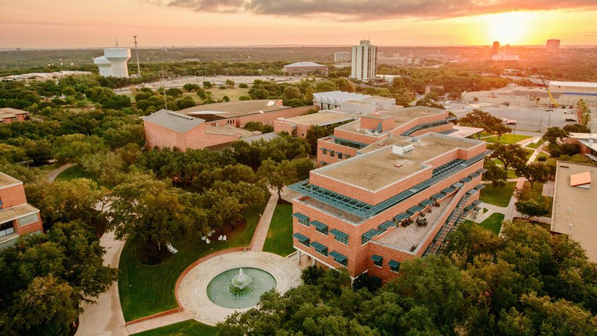 I’m really excited to announce my commitment to swim, and to further my education at Trinity University next year! Thanks to everyone who helped my along the way, I couldn’t have done any of this without my teammates. I’m really excited to see what’s next.