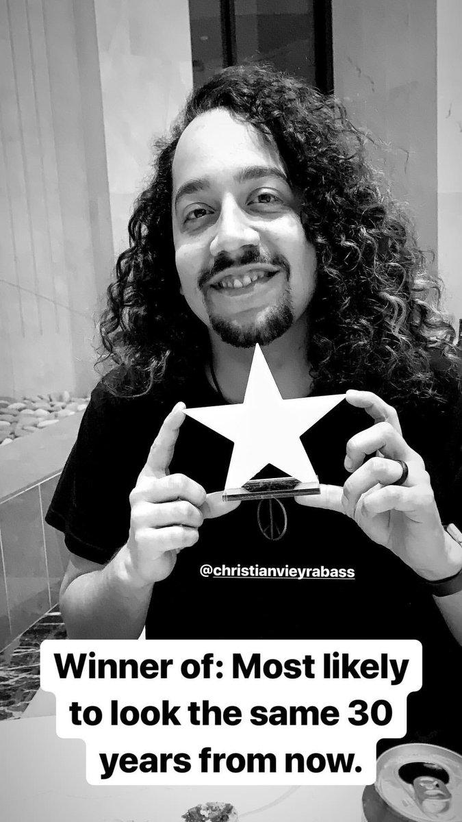 argheffrondrive's tweet photo. Los chicos en Instagram Stories #freeparking
Kendall: "Ganador de: más probable que llegue en un carrito de golf"
Dustin: "Ganador de: más probable que haya terminado jardín de infantes"
Chris: "Ganador de: más probable que me vea igual durante 30 años desde ahora"

#HeffronDrive https://t.co/BHS4Mus7YY