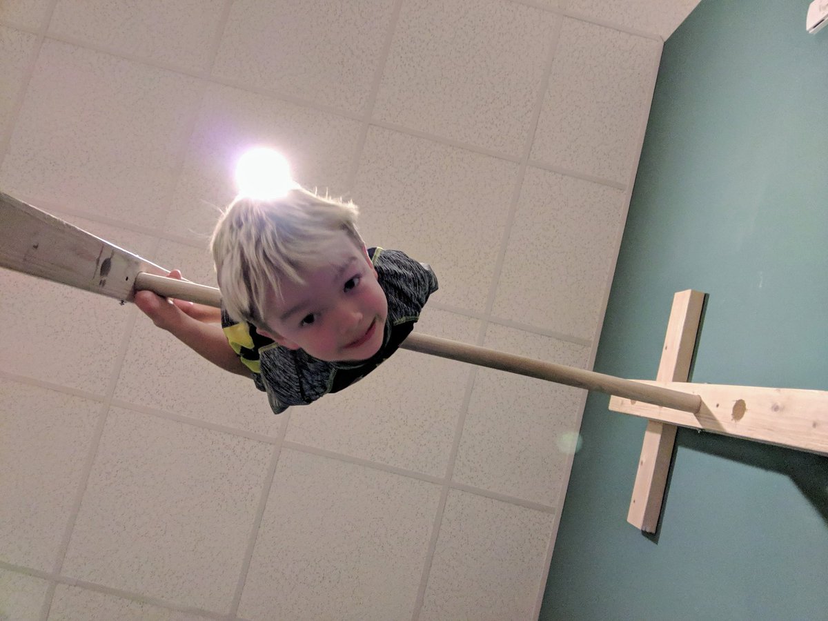 jeremywalter's tweet photo. The #dadcraft kip bar has held up so far with no significant kiddo injuries to report. https://t.co/IZu5OuD2AX