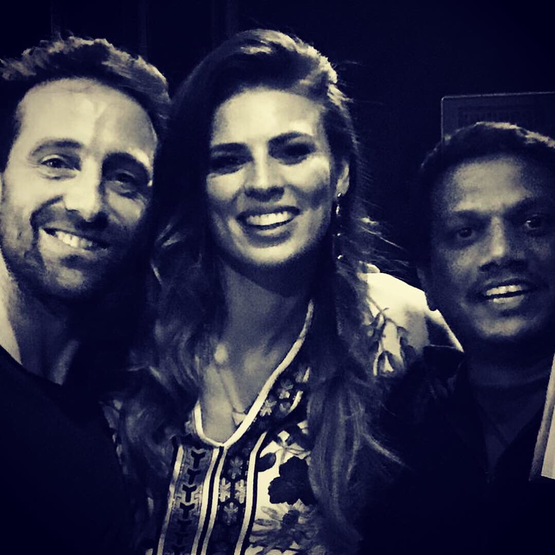 MixedPickers's tweet photo. Feels like Friday... @MixedPickers with friends. Thanks to @TwinnieOfficial @jamesbarkerband and @lindsayell for coming to #Munich #countryinmunich #CountryInMuenchen #CountryInMünchen https://t.co/10emQIyCvg