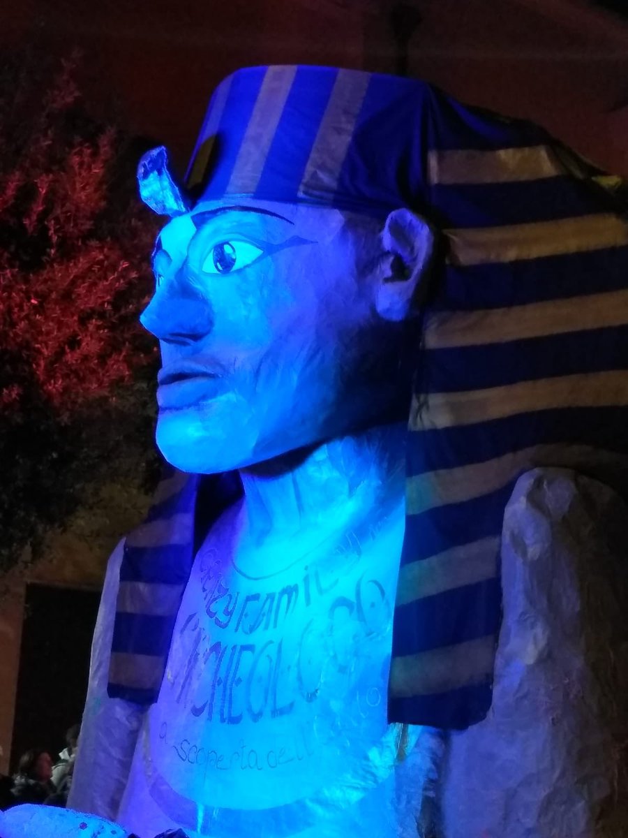 ProLocoGrottagl's tweet photo. #Carnevale a #Grottaglie #maschere #coriandoli #MadeinSud #martedigrasso https://t.co/YZaCbb6SJS