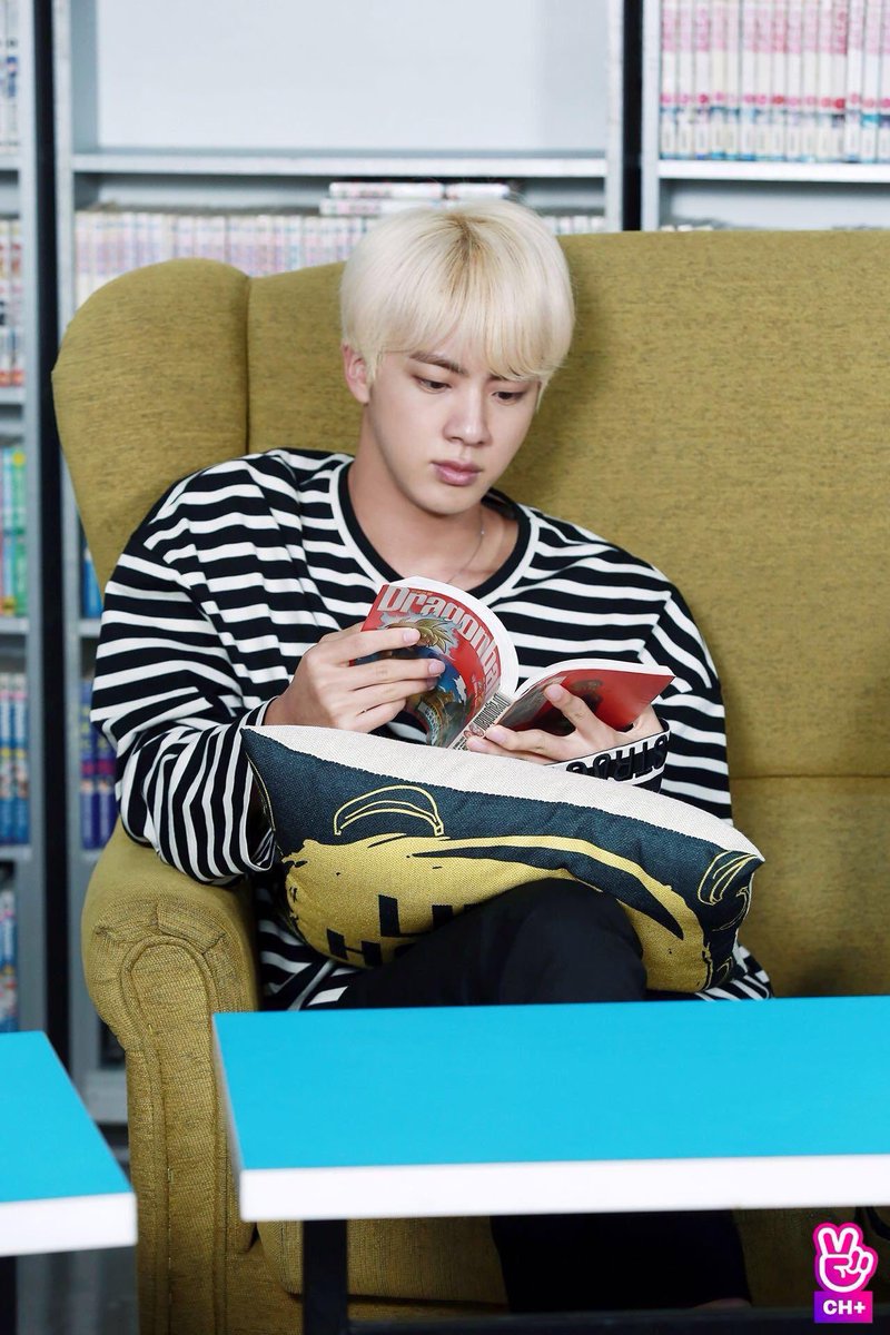 jinnieslamp's tweet photo. [📸#JinUpdate] RUN BTS! 2019 - Ep.66
Behind the Scene 

#JIN #진 #김석진 #BTS @BTS_twt https://t.co/3AZX6d2DHw