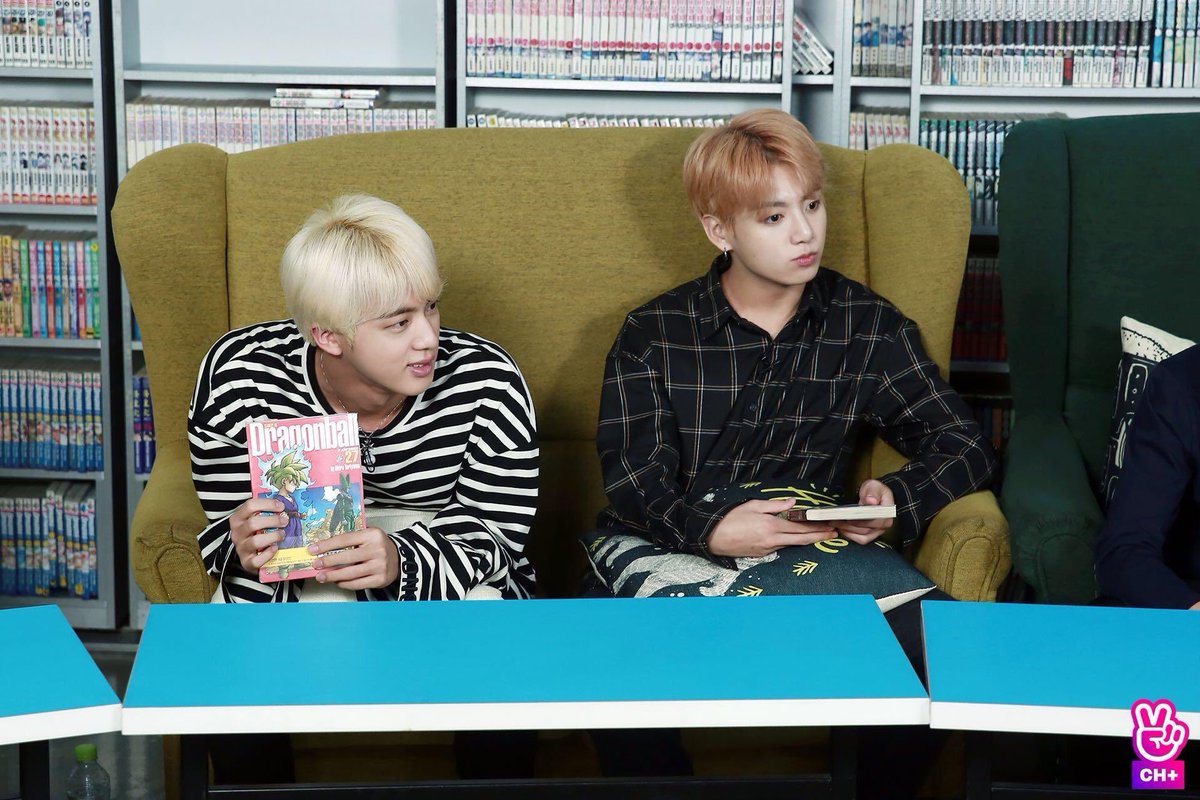 jinnieslamp's tweet photo. [📸#JinUpdate] RUN BTS! 2019 - Ep.66
Behind the Scene (2)

#JIN #진 #김석진 #BTS @BTS_twt https://t.co/nllr3TjYBT