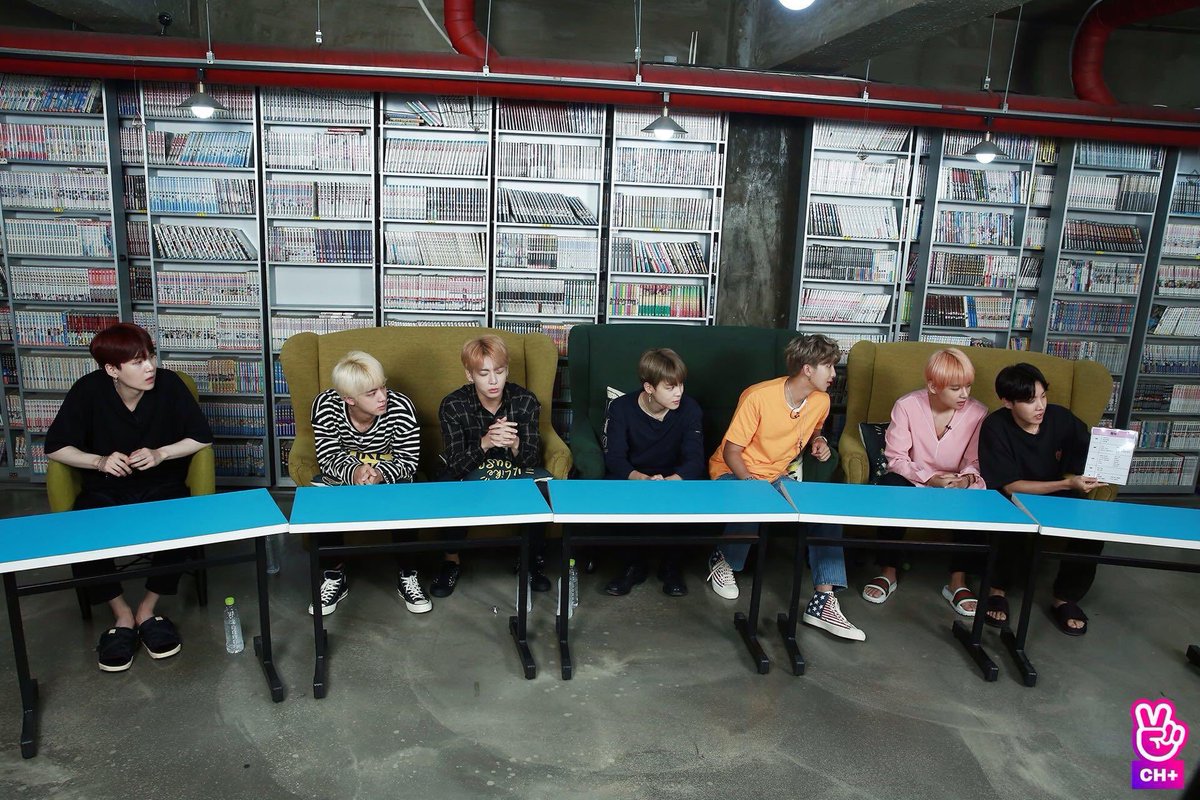 jinnieslamp's tweet photo. [📸#JinUpdate] RUN BTS! 2019 - Ep.66
Behind the Scene (2)

#JIN #진 #김석진 #BTS @BTS_twt https://t.co/nllr3TjYBT