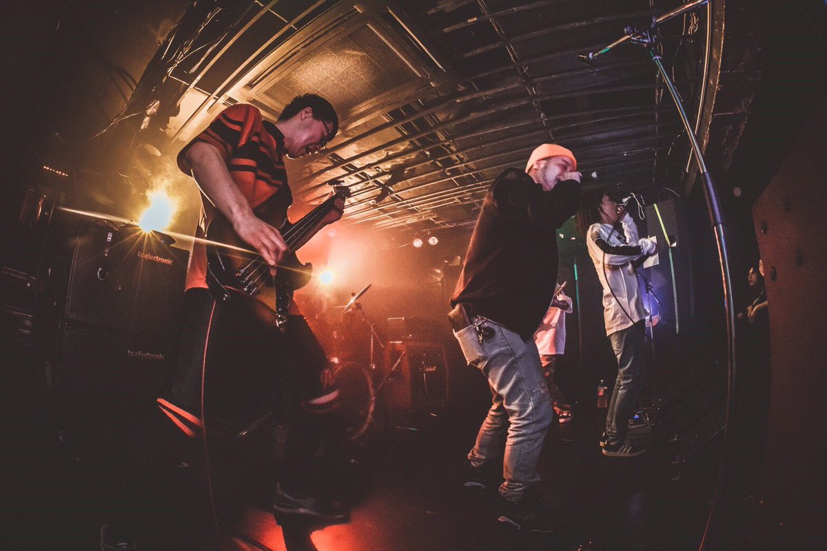 NEWJACK_SQAR's tweet photo. #TATAMIBOY ワンマンにFeat.参戦した時の記録🎵🔥
at RAD SEVEN🤘
#sqar #square_nagoya #live #radseven #band #mixture #hiphop #new_jack #leak #thanxxx https://t.co/aXWptTPlKp