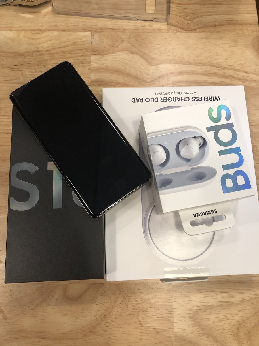 kingnivin's tweet image. Here we go! #S10 #AndroidSwitch @rommibelle