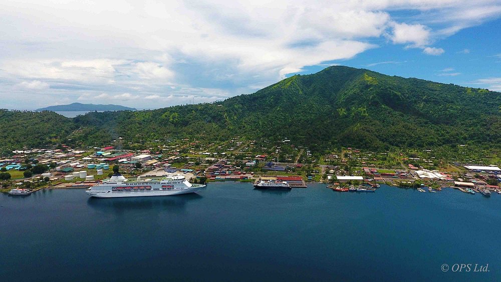 MV_Columbus's tweet photo. Great shots of @MV_Columbus in Rabaul PG! https://t.co/6tGuDOc3At