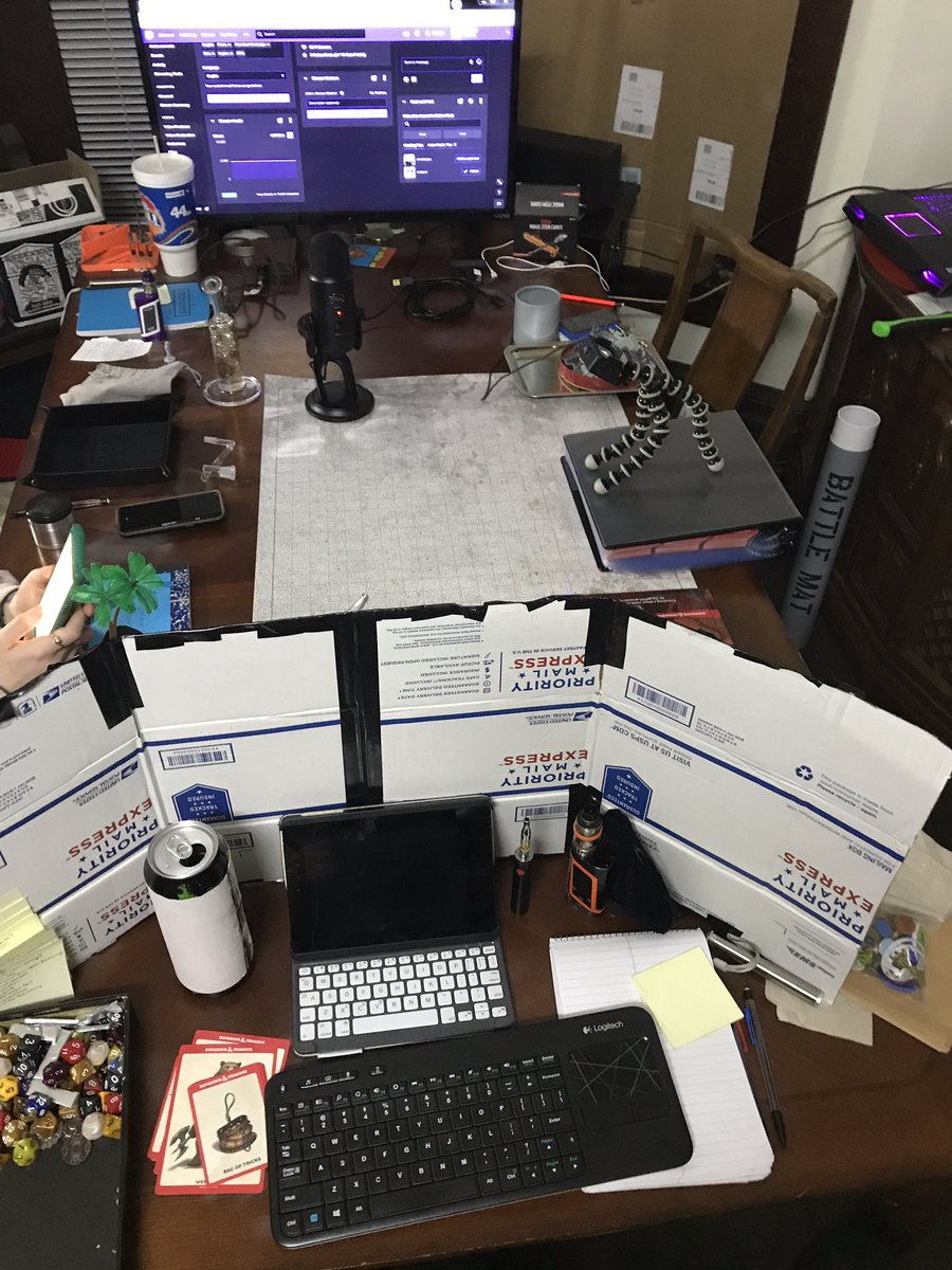 imbtyler's tweet photo. Wd20βs second episode of our canna-based #DungeonsAndDragons show #RollingHigh is getting started now! Come support my mediocre DMβing skills! @Wellijuana
#behindthescreen #dnd #dnd5e #cannabis https://t.co/lnNeI8Ht49