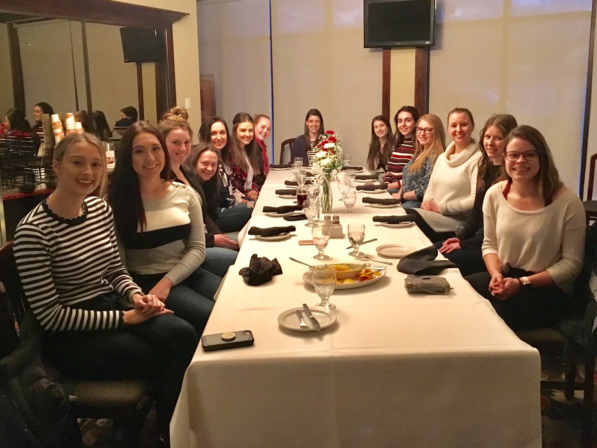 EsteemWomen's tweet photo. Celebrating an early #InternationalWomensDay2019 with some of our PostSecondary #GoSETT members in St Johns. Great time with Bread &amp; Roses! https://t.co/fdWo2oLCp0