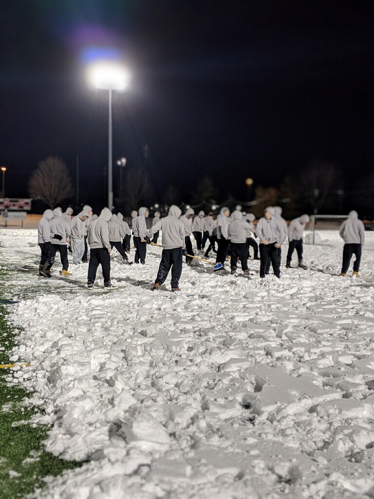 HempfieldLax's tweet photo. @JimHessJBPhoto @HempStudSec19 Outside for the boys #WhateverItTakes https://t.co/8mRlJiDnri